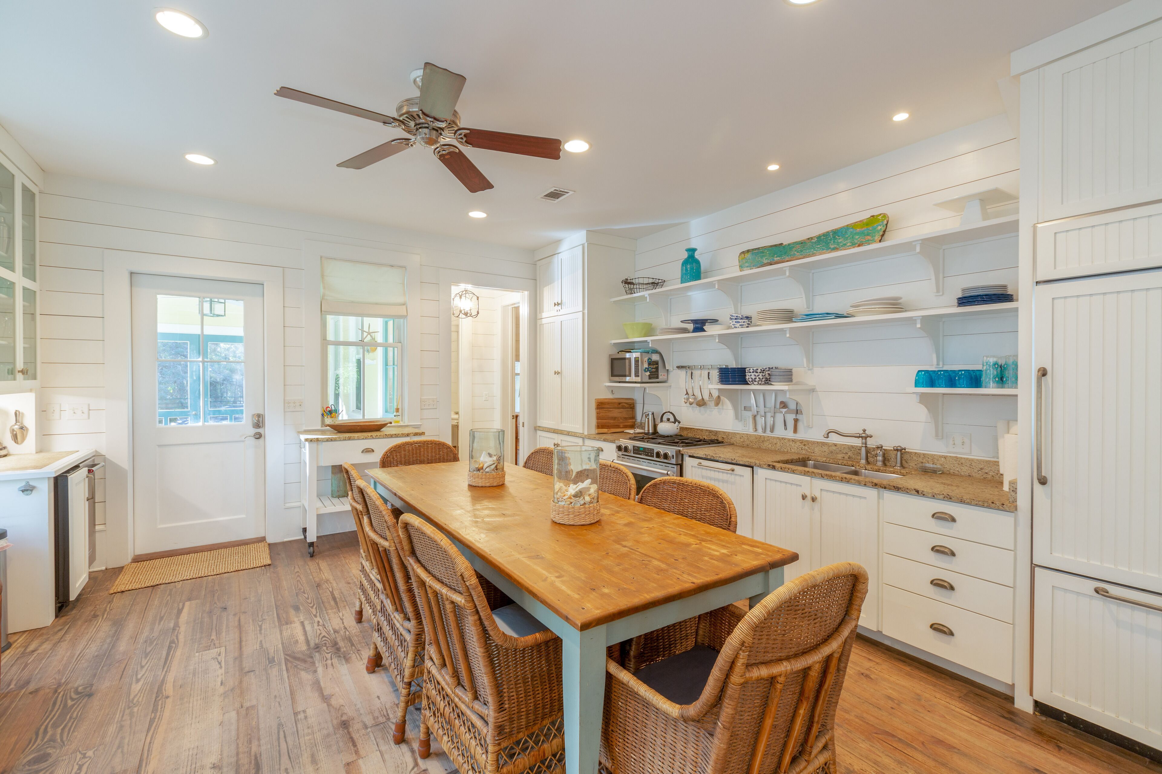 "WayWard Sun" in Watercolor just behind the Seaside Chapel! Steps to Seaside