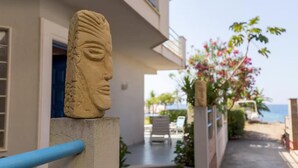 تفاصيل الفندق من الخارج