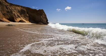 Historic Captains House - Newly Renovated Primary Bathroom and Upgraded Kitchen