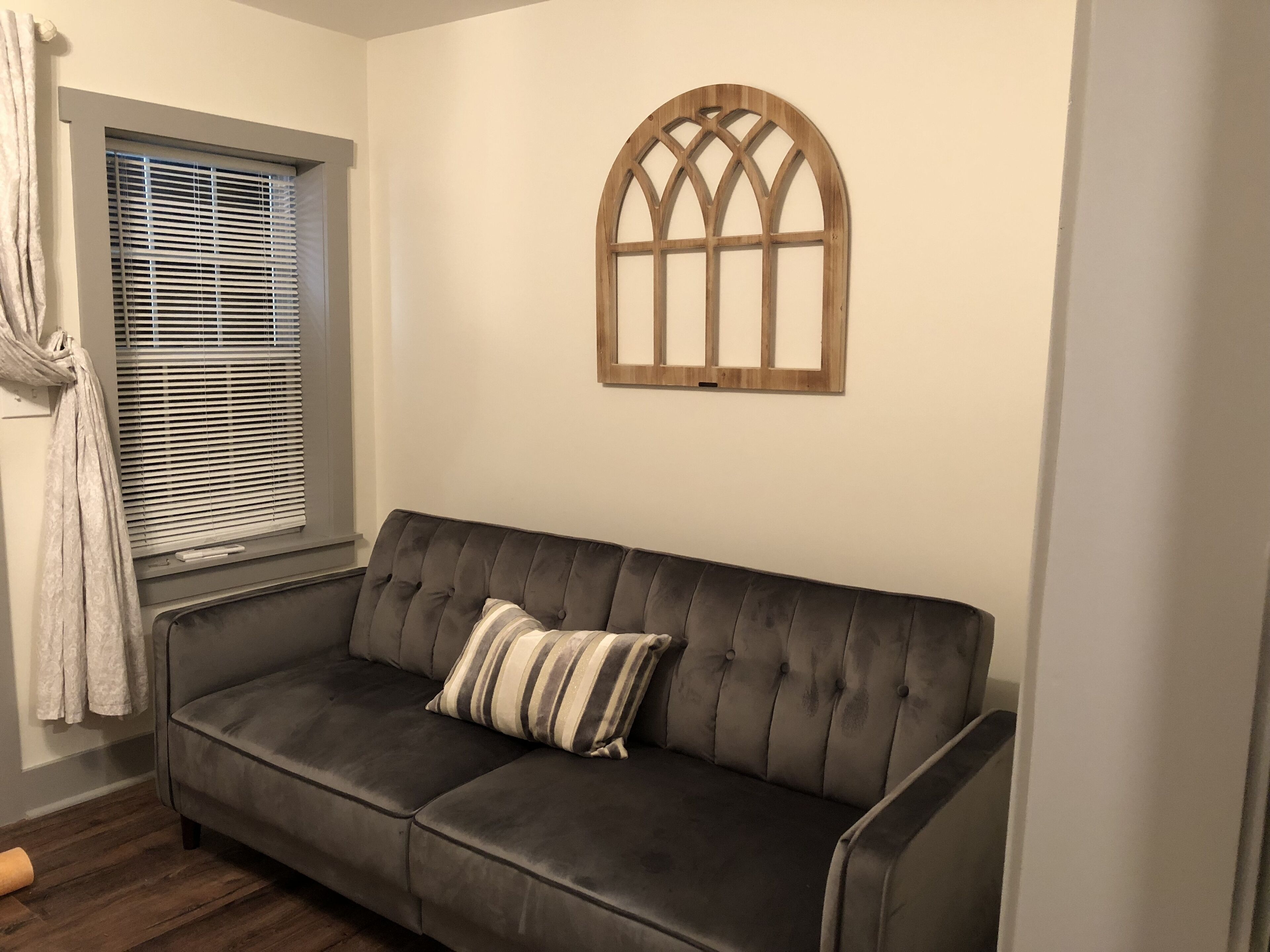 Newly Renovated - Clean!! Waterfront, Scenic Views, Private Yard, Firepit