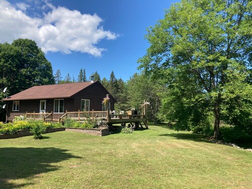  Cozy Welcoming Laughing Whitefish River Cabin Ready For Your Visit