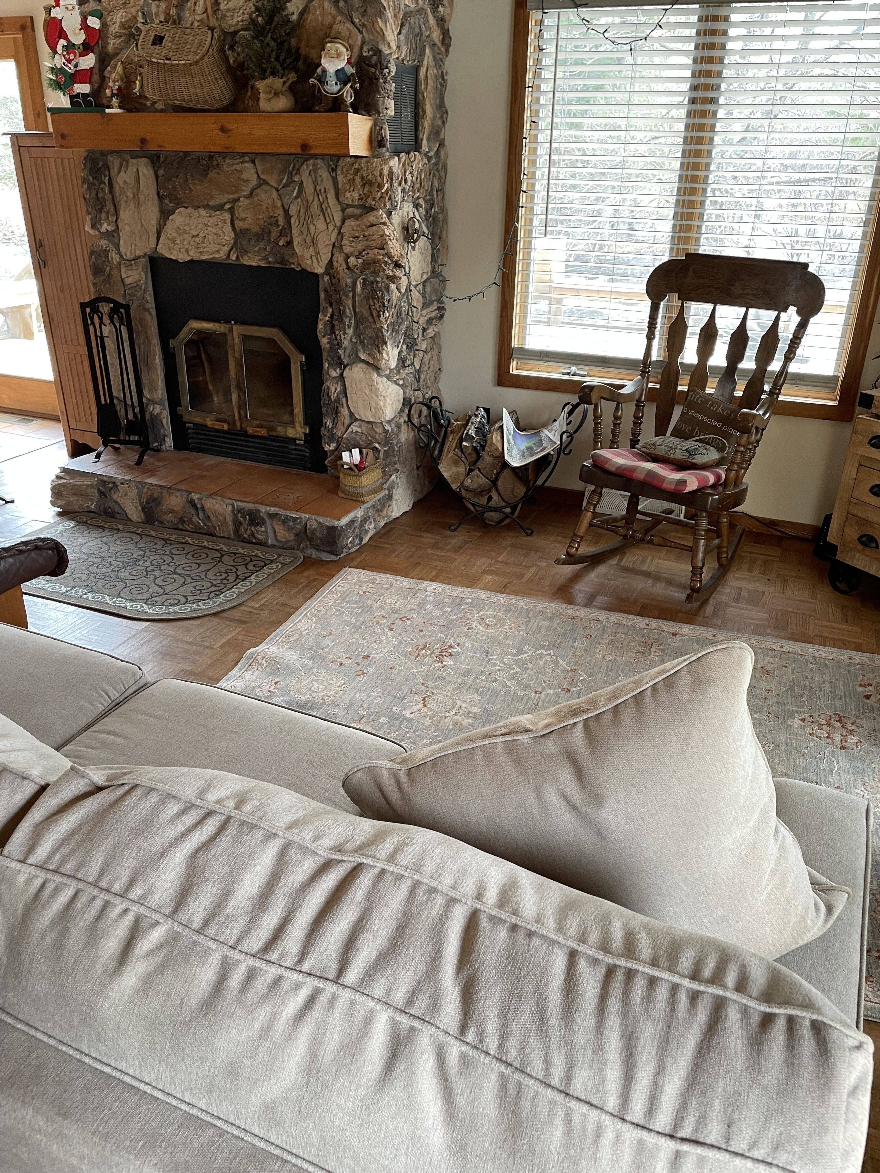  Cozy Welcoming Laughing Whitefish River Cabin Ready For Your Visit