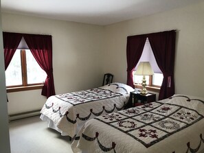3 bedrooms, iron/ironing board, free WiFi, bed sheets