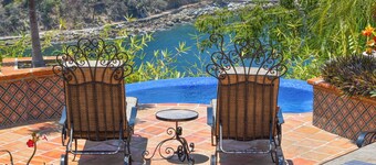 Gated, säker och mycket privat villa i Sierra Madre-bergen! 