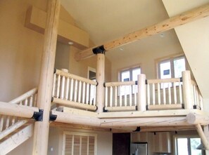 Interior - Jack Pine Lodge:  Beautiful New Log Home (Cle Elum)