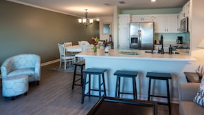Fridge, microwave, oven, dishwasher - Captains House A3 (Fernandina Beach)