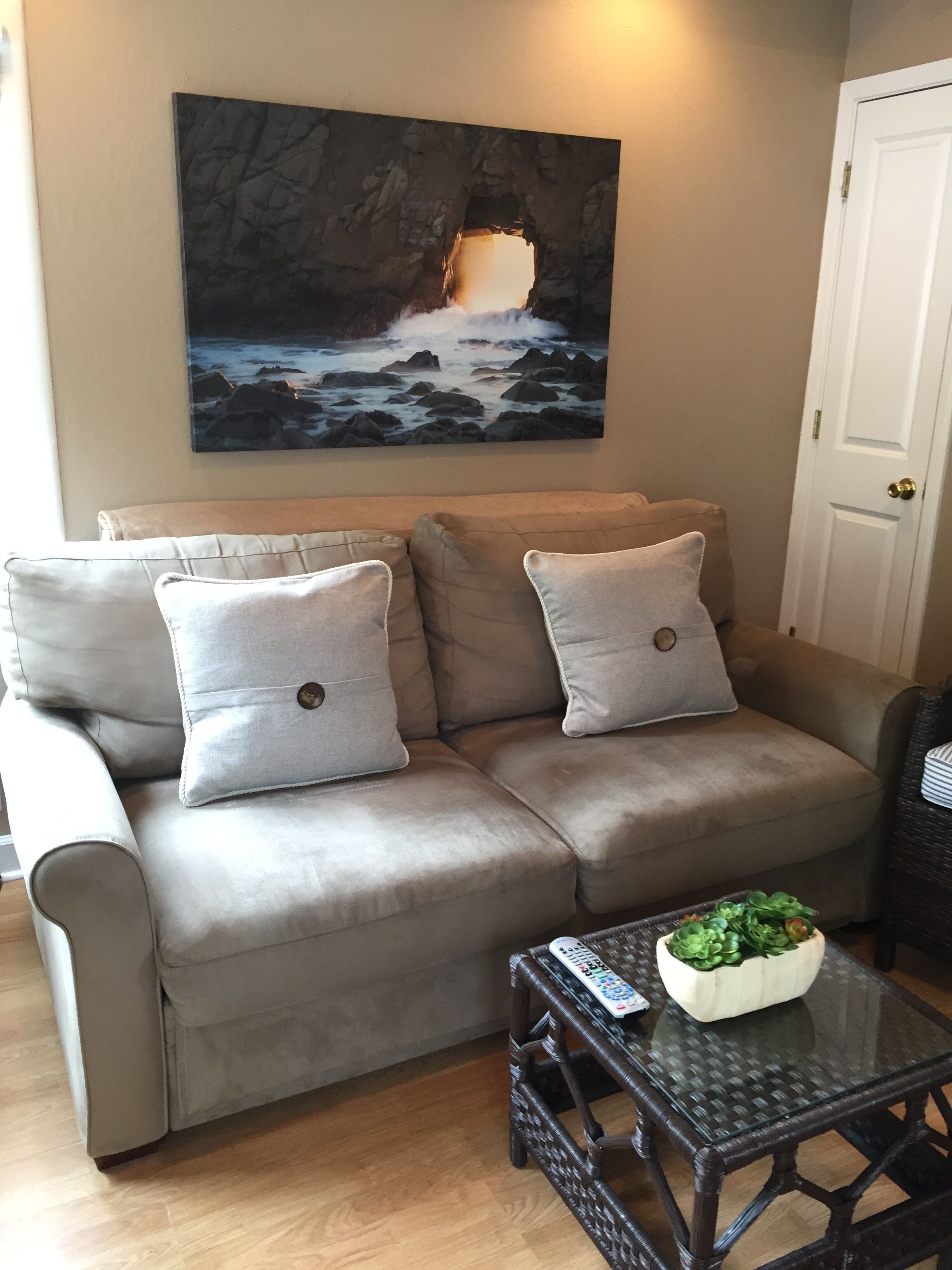 You are in the Heart of the Capitola Village!    16-092