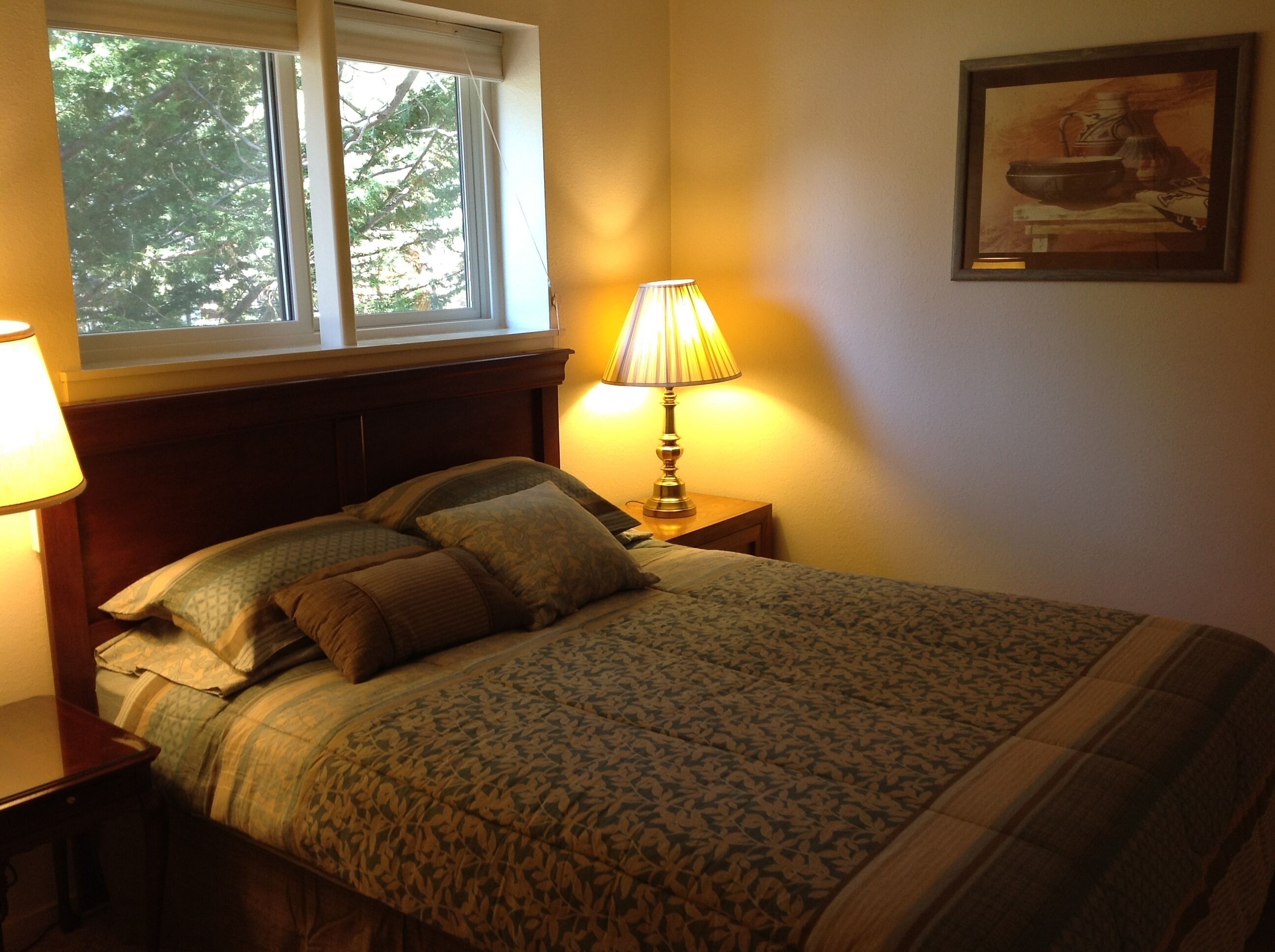 Guest bedroom