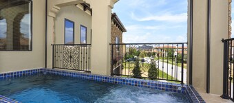 Queen Palmilla - 12 makuuhuoneen Epic Home