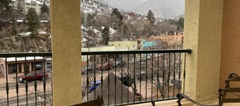 Loft in Historic Spa Building in the center of Manitou Springs