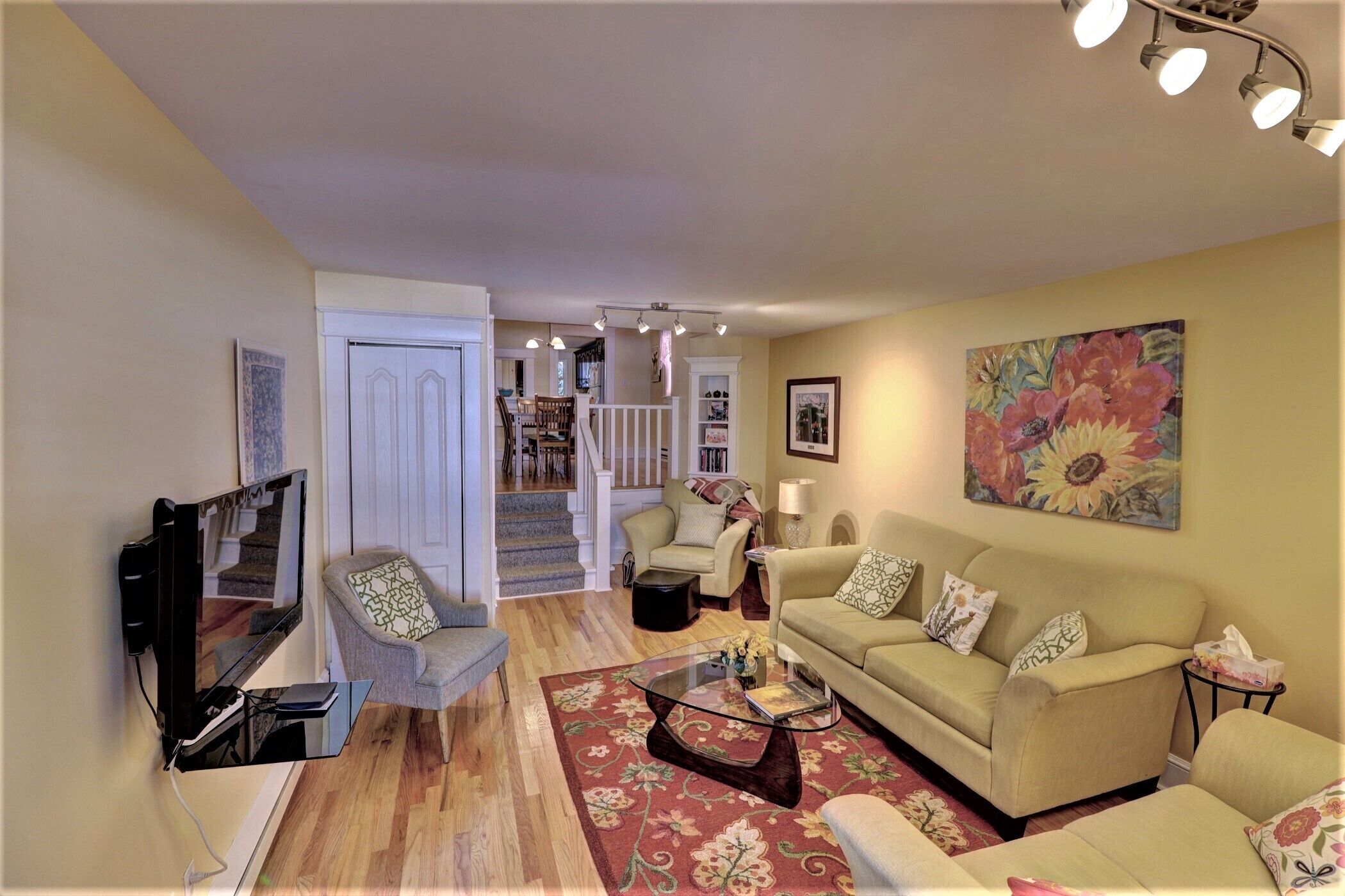 2 Br 2 Bath In Heart Of Old St. John's- weekly rental promoted