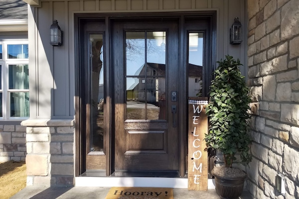 Entrance door with keypad entry