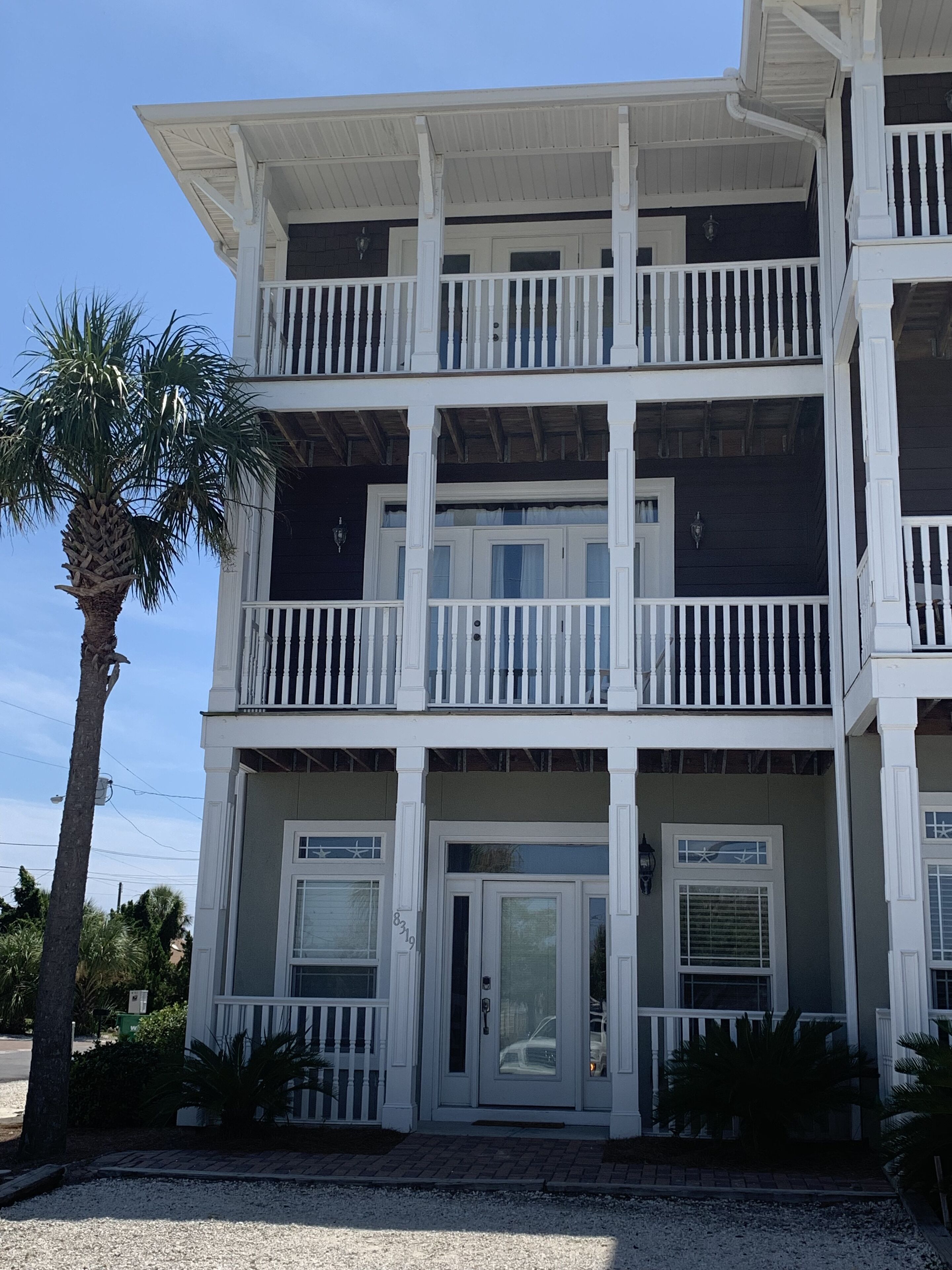 Luxury Beach House w/Private Pool, Ocean View & only 100 yards to beach