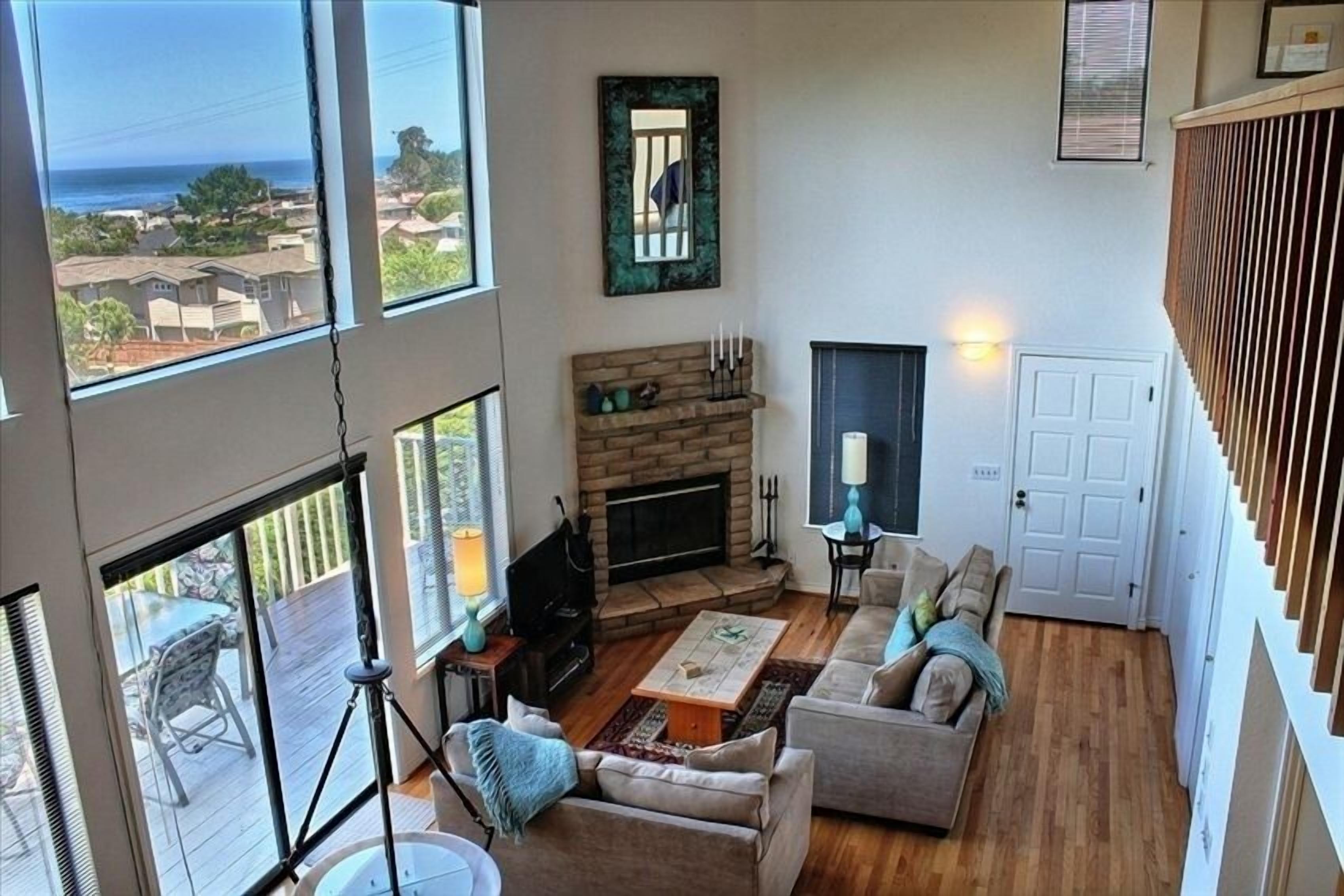 Wonderful Cambria Oceanview Home Within Walking Distance to the Sea