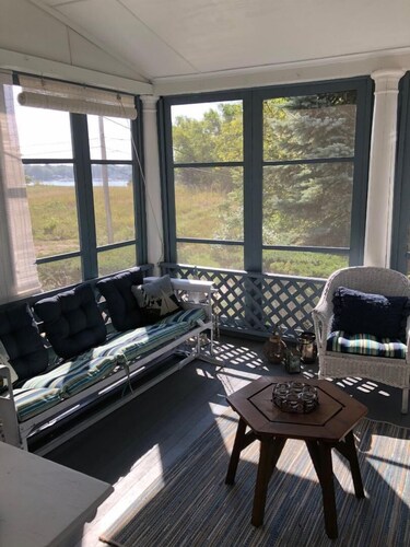 Historic Cottage by Holland State Park and Lake Michigan Beach.