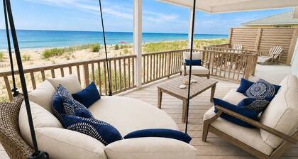 OCEANFRONT OASIS - Beautifully Renovated, Perfect Beach House 💙!