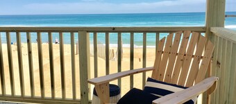 NY LISTE: OCEANFRONT OASIS - Vakkert renovert, perfekt strandhus 💙!