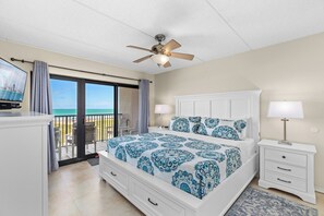 2 bedrooms, iron/ironing board, travel crib, free WiFi - Experience the Island at our  Paradise Palm - Condo 304, a 2BR retreat in South Padre Island. (South Padre Island)