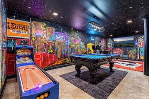 Games room - Nashville Lux Lodge• Private Pickleball Ct• Hot-tub• Game Rm• Fire-pit• 5BR 5BA (Lebanon)