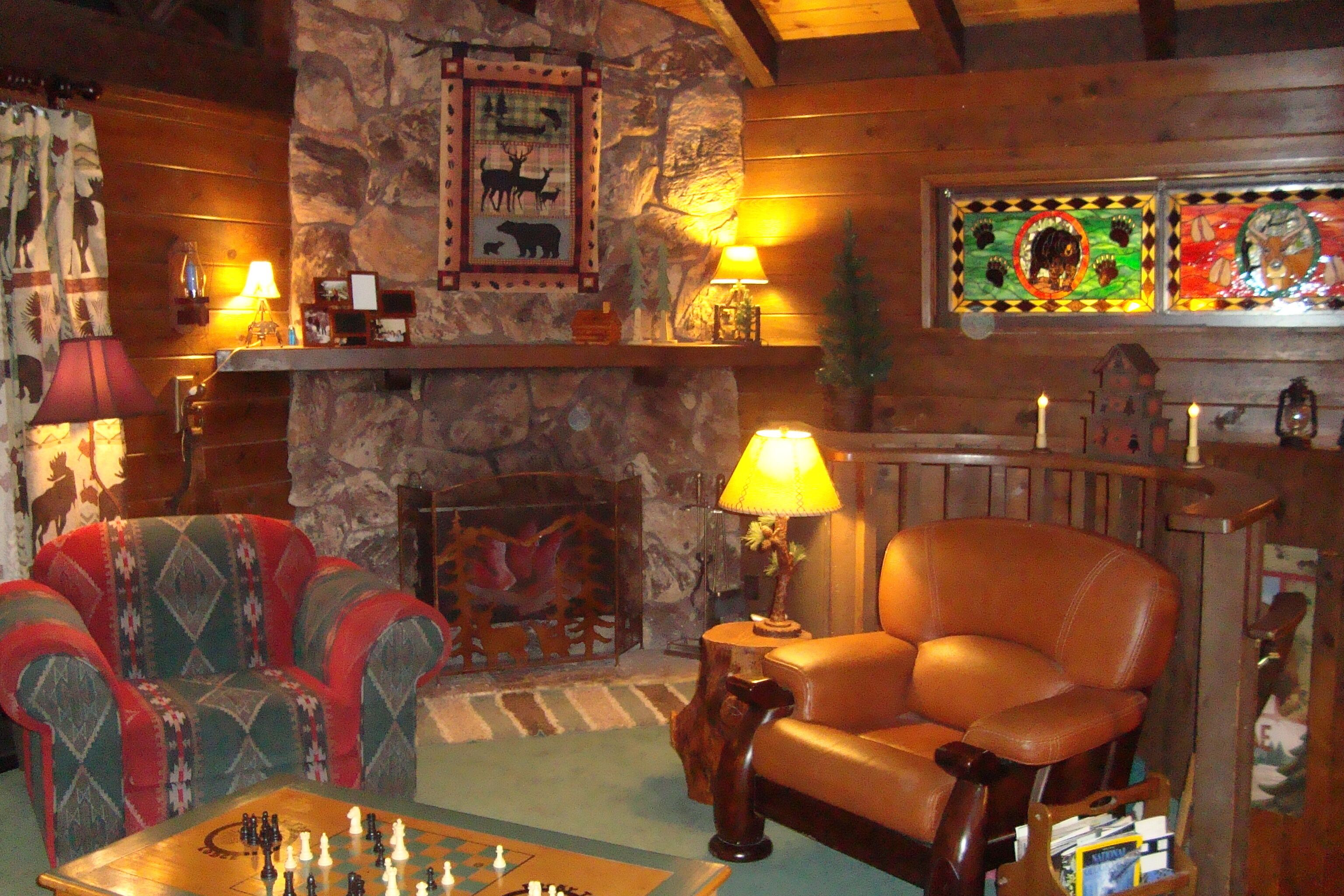 Rocky Top Lodge ~  A One-of-a-Kind Cabin in the Pines ~ Pet Fee
