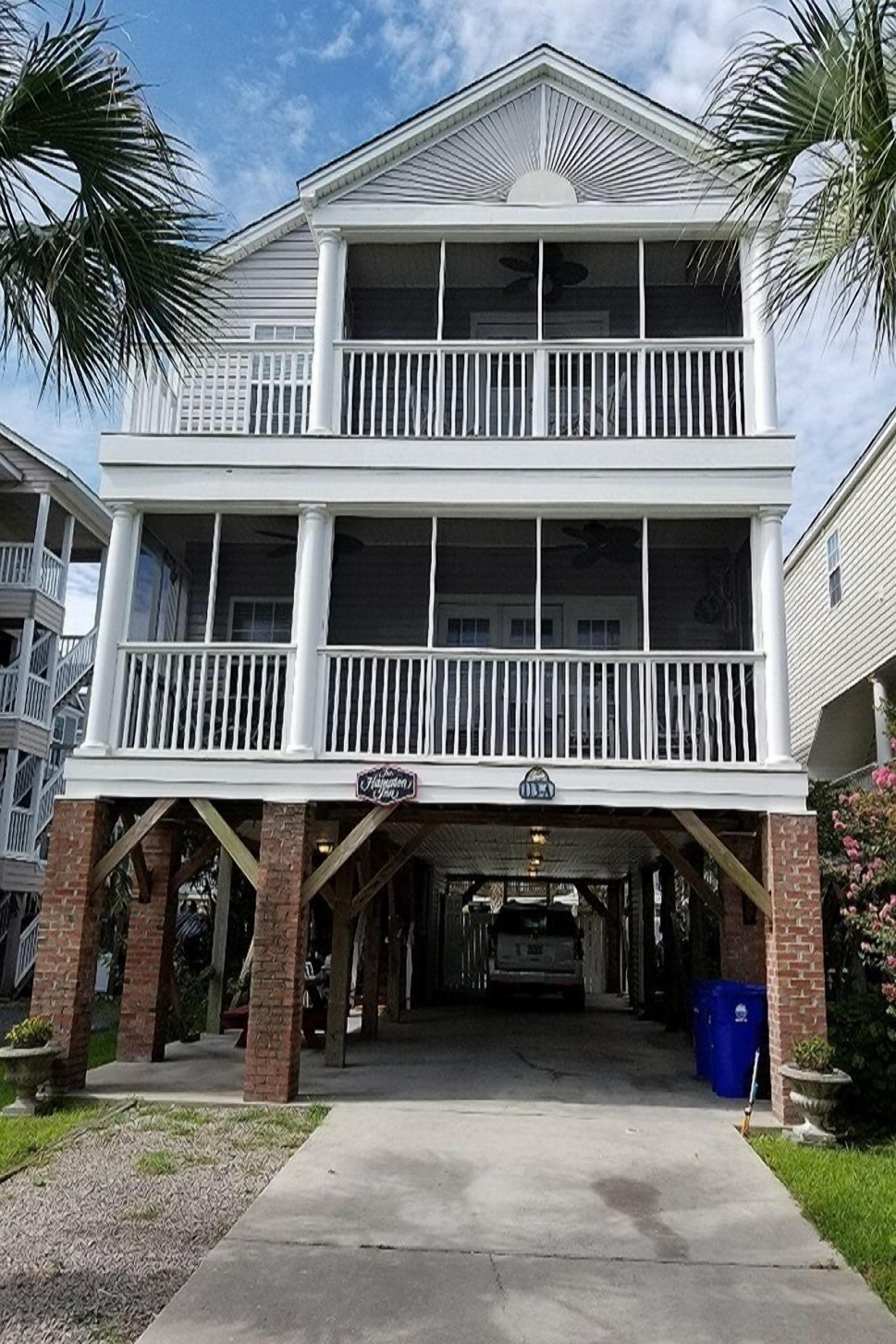 Beautiful Spacious Beach House, 300' from Ocean. Private Pool,LEVEL 2 EV CHARGER