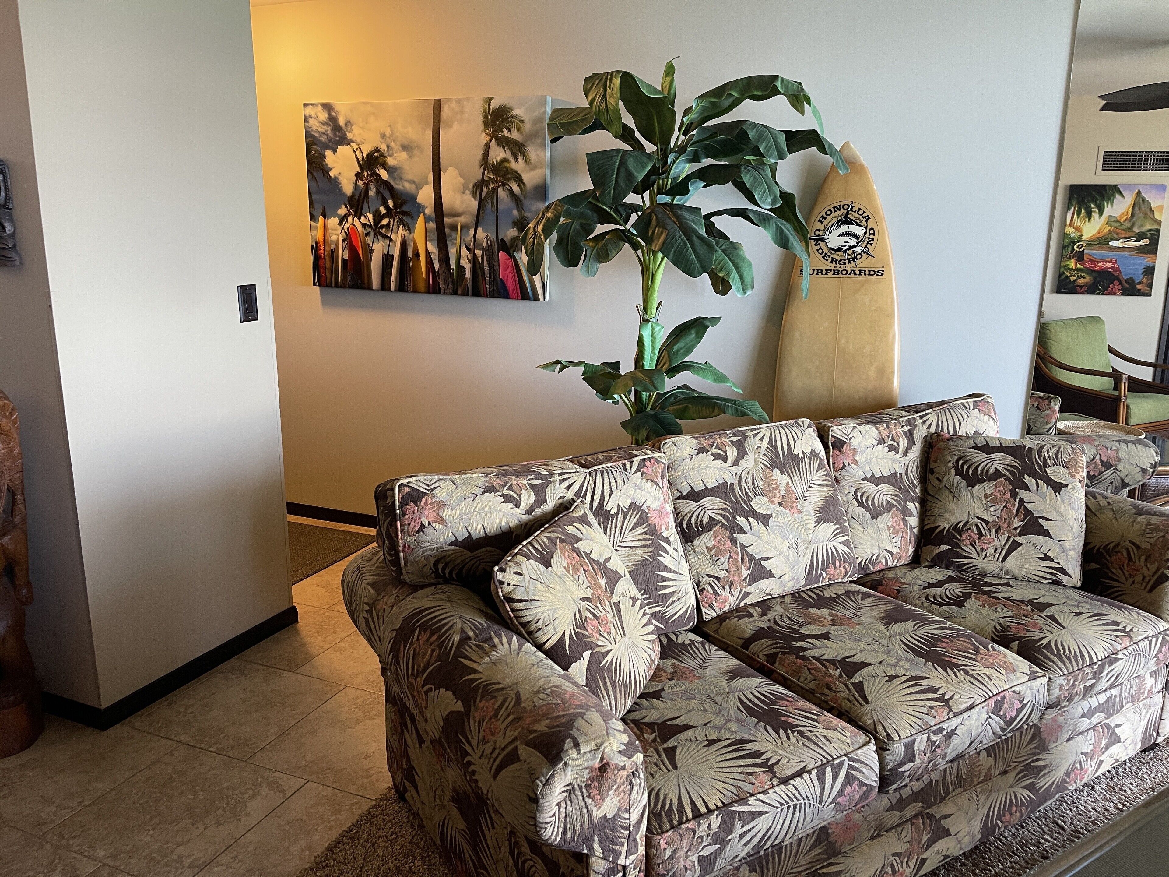 Spectacular Sunsets From Your Tenth-Floor Beach Front Condo!