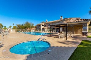 Outdoor pool, a heated pool - Gated Luxury Townhome Prime Chandler Location (Chandler)