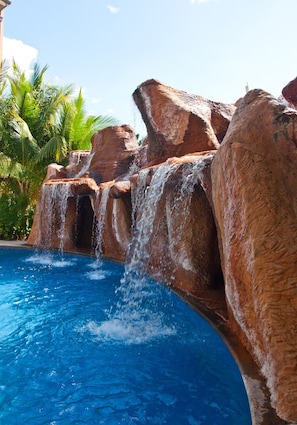 Piscine extérieure