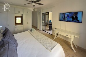 2 bedrooms, in-room safe, iron/ironing board, free WiFi