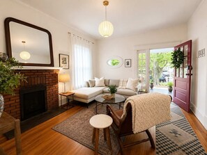 TV, DVD player, stereo, offices