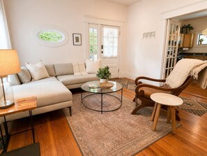 TV, DVD player, stereo, offices
