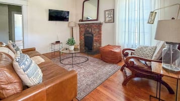 TV, DVD player, stereo, offices