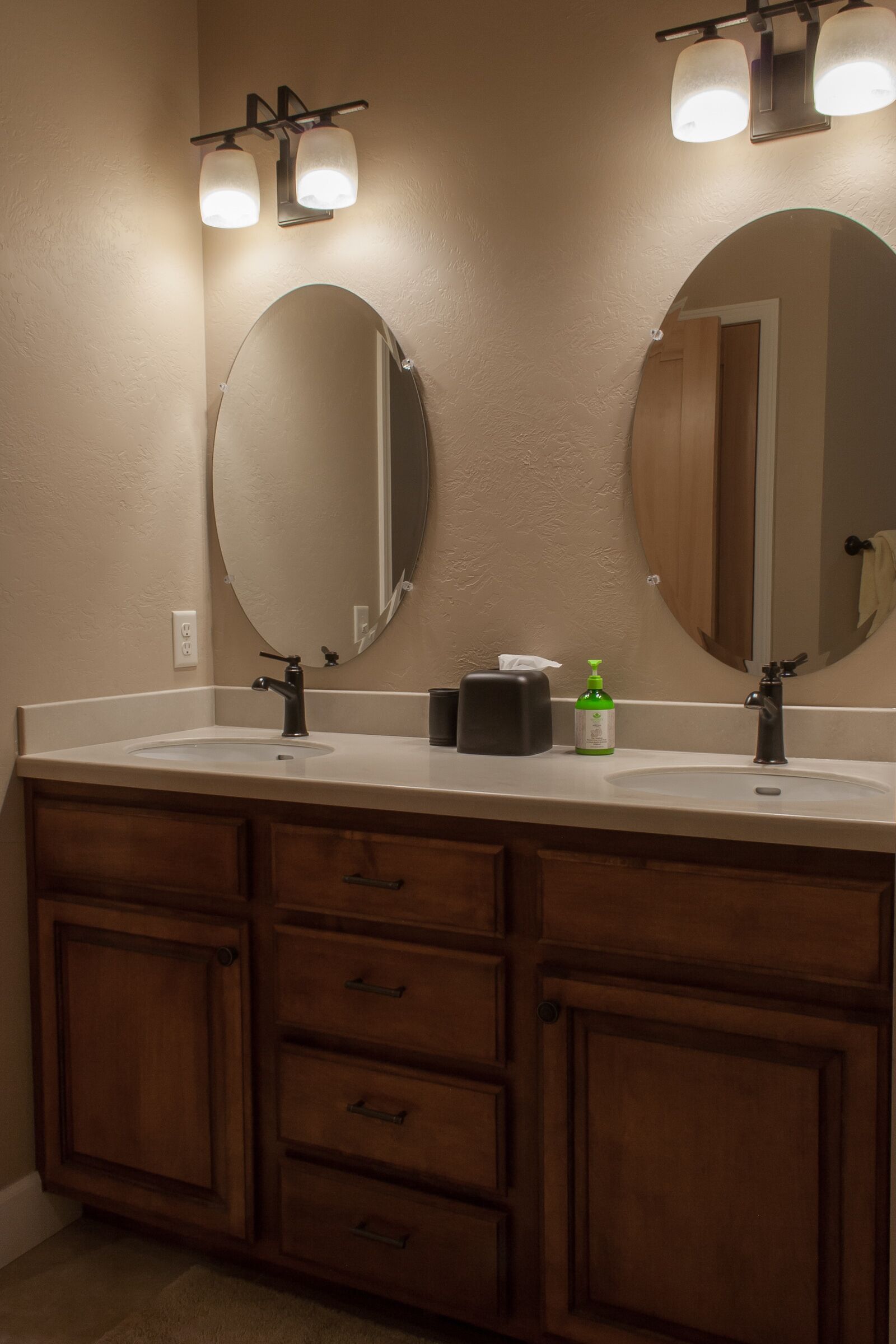 ABC acres' Gate House - Agritourism & Adventure in Montana's Bitterroot Valley!