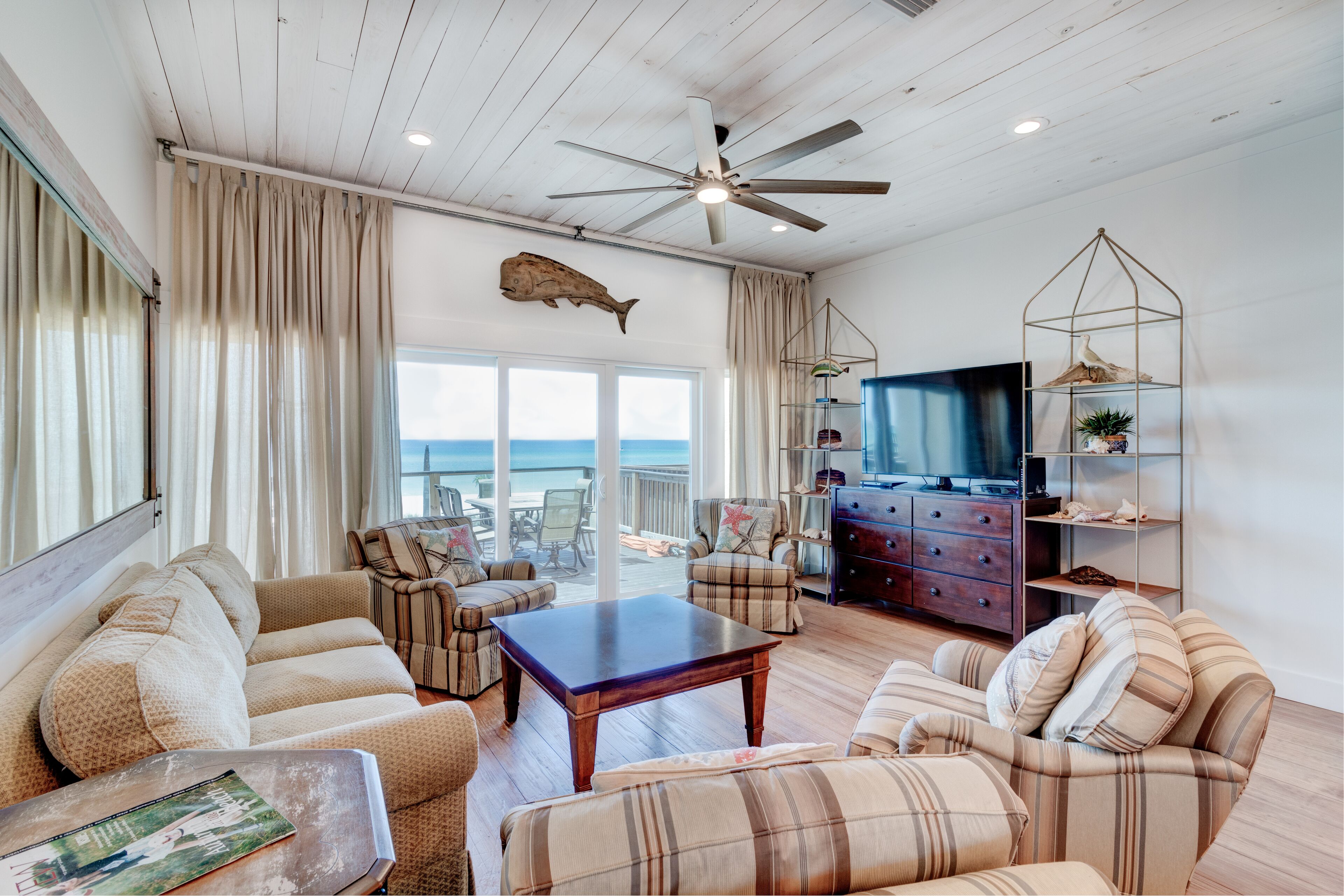 Beach townhouse sleeps 8, Laguna Beach Area.  2 units available side by side.