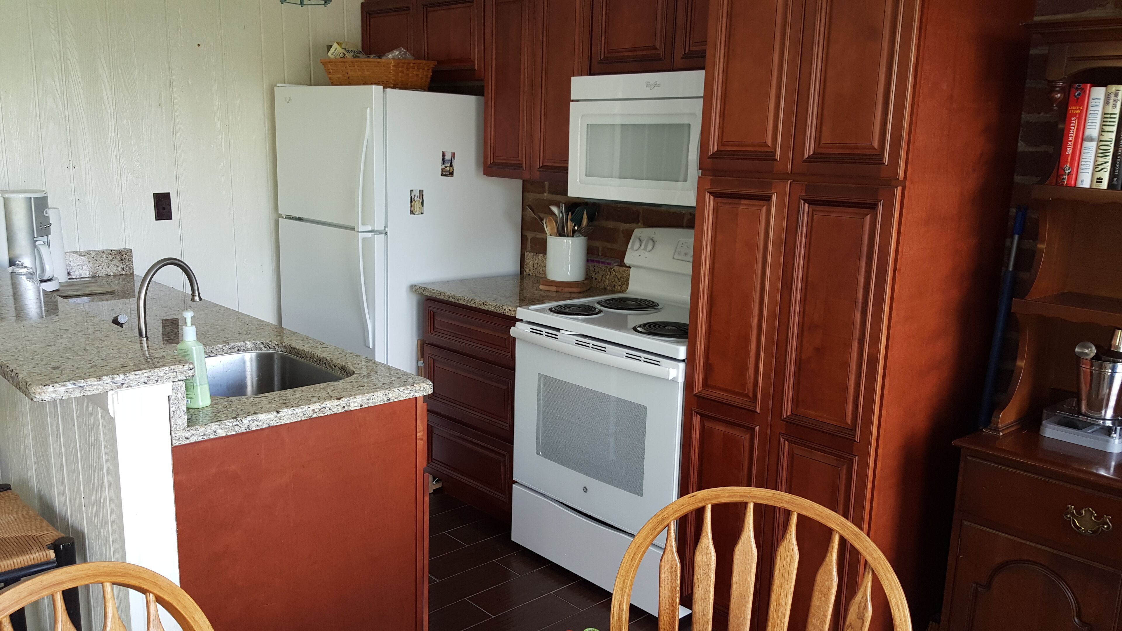 Amazing View from this Cozy Mountain Get Away on Blue Ridge Parkway