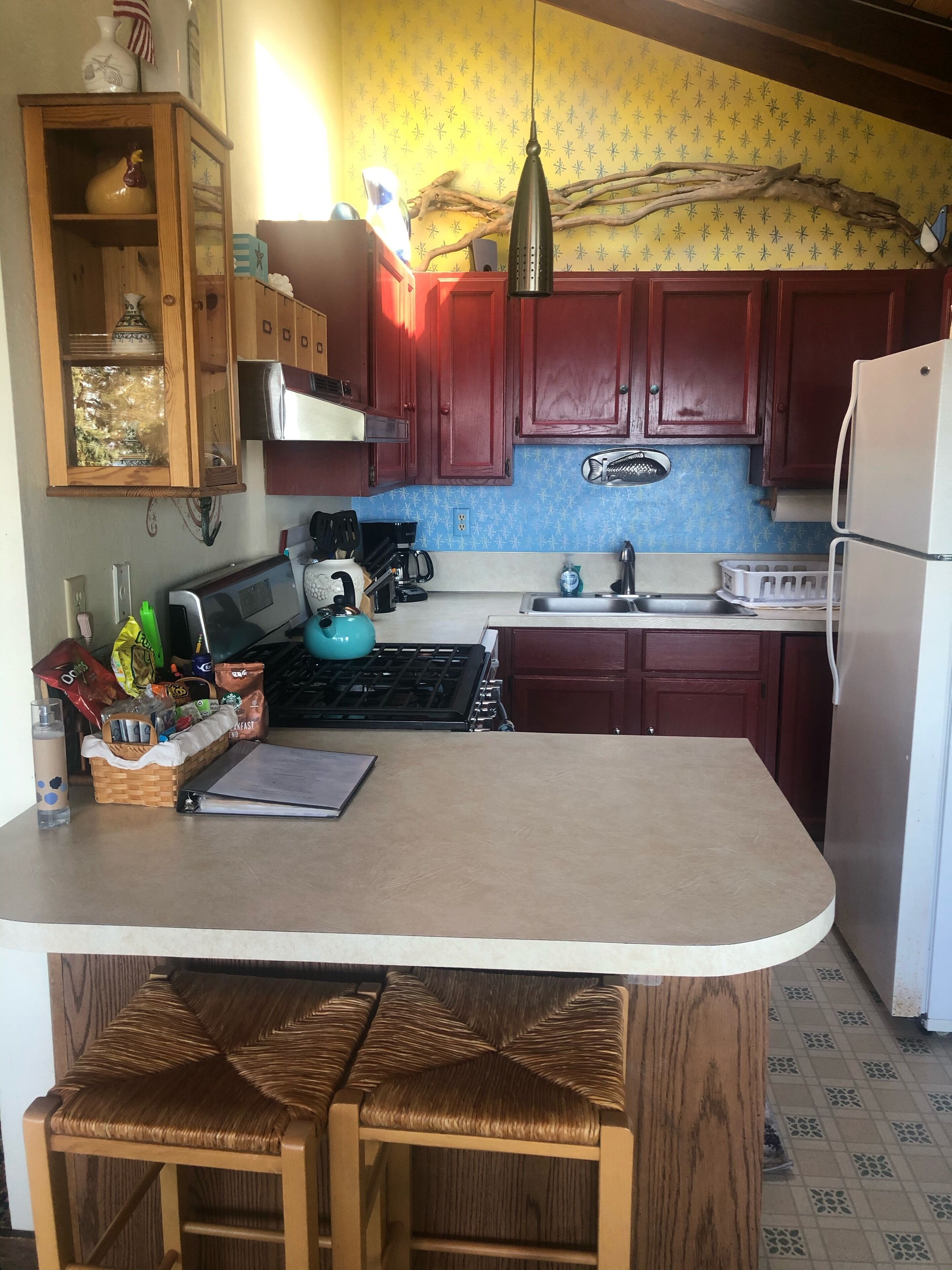 “SeaStar Cottage” - Beautiful west side Whidbey Island! Check date for Specials!