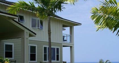 Awesome one of the very best!!!! Unbeatable quiet location and great ocean view