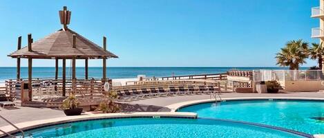 Indoor pool, outdoor pool