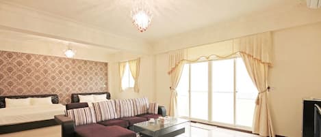 Firemannsrom – deluxe | Bad | Dusj, toalettartikler (inkludert), hårføner og håndklær