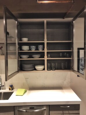 Fridge, microwave, oven, stovetop - Luxury & Private Hot Tub (Vail)
