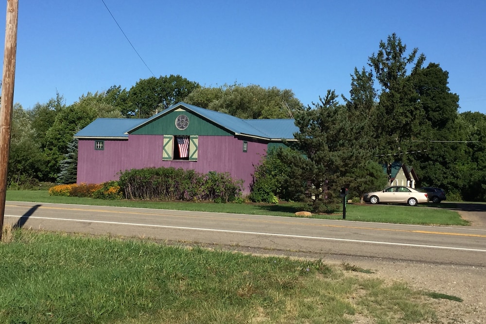 Converted 1850's "Barn-dominion" on the Lake Erie Wine Trail