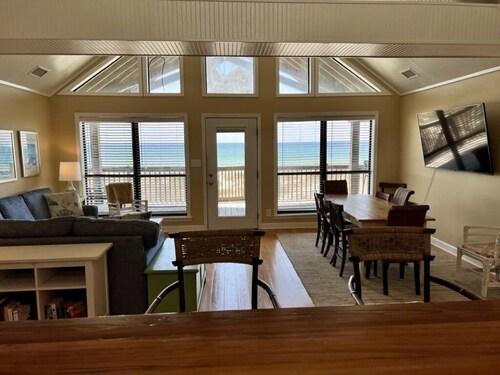 Ft Morgan, Cabana Beach Gulf Front, large deck, sleeps 10, 12 with foldout sofa