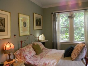 1 bedroom, iron/ironing board, free WiFi, bed sheets - Beautiful Cozy Bedroom In Great B&B  Historic Home ~ Close To The City Center  (Miami)