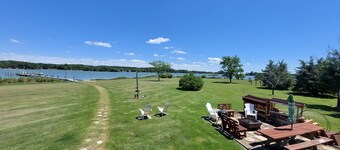 ディープウォータードックのあるウォーターフロントファミリーリトリート