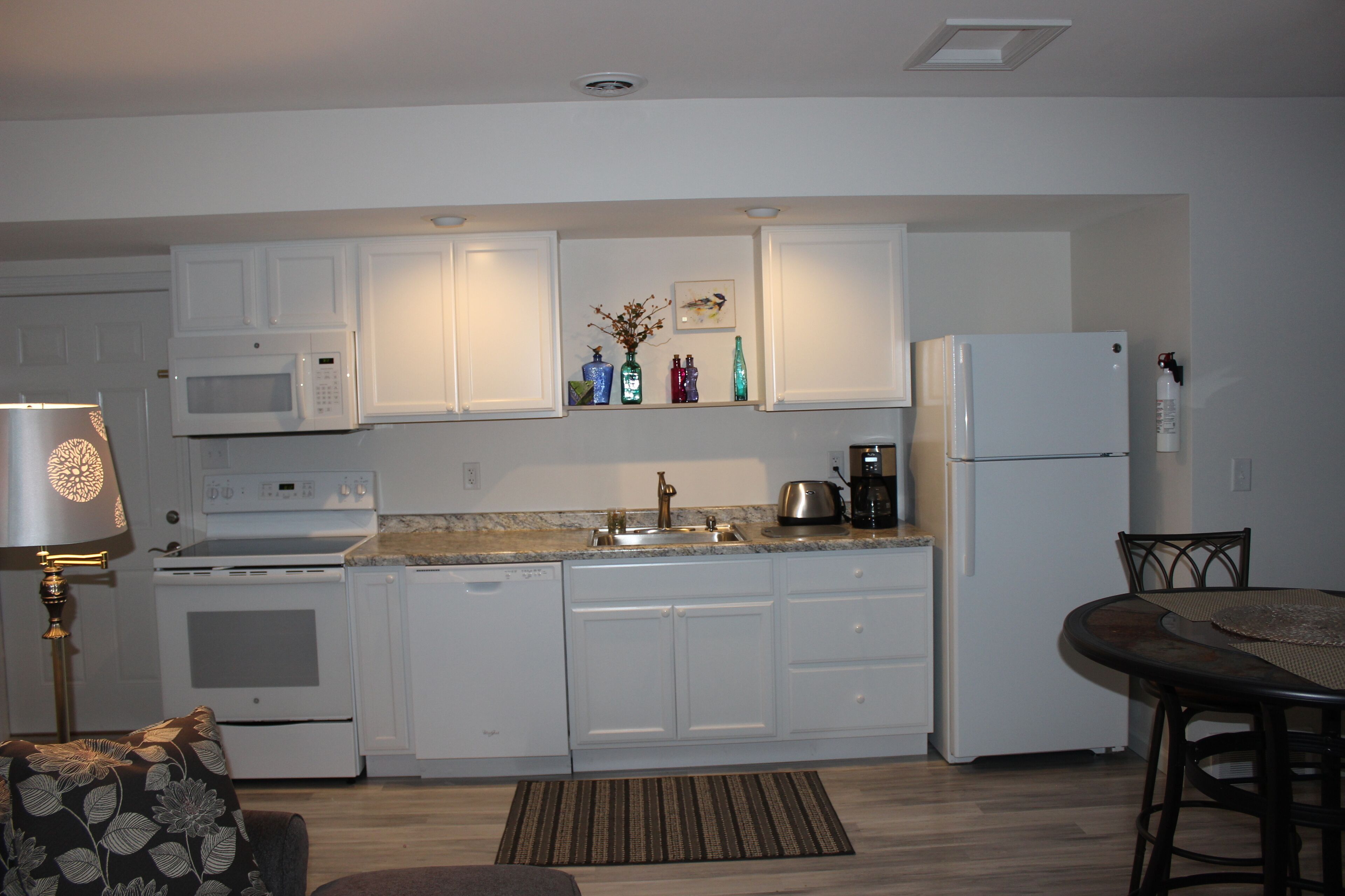 Fully equiped apartment. Our quiet retreat is perfect for couples.