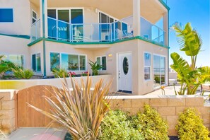Exterior - Rockaway Oceanfront 1 |Large Patio & Walkable- 3BR (San Diego)