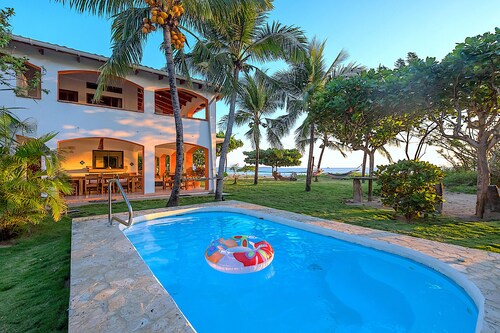 Stunning Beachfront Villa with Private Pool in an Unbeatable Location!