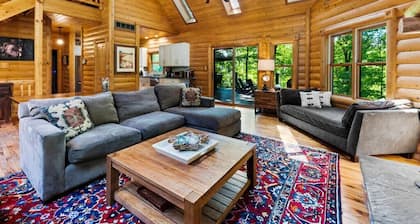 Private Cabin w/ Hot Tub, Fire Pit & River Views | WAYA's Den