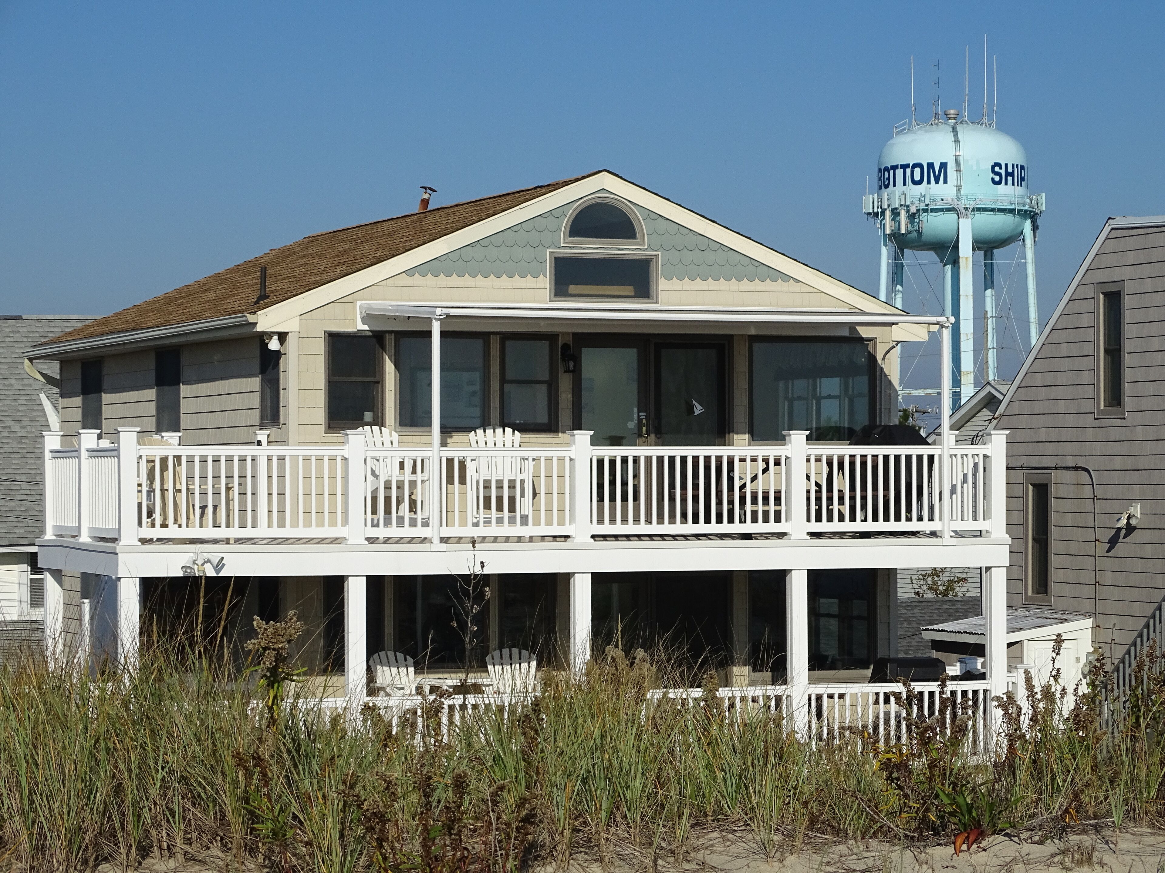 OCEANFRONT Dog Friendly Duplex - Enjoy Spectacular Beach Views from the 2nd Fl
