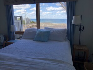 3 Schlafzimmer, Schreibtisch, Bügeleisen/Bügelbrett, Reisekinderbett